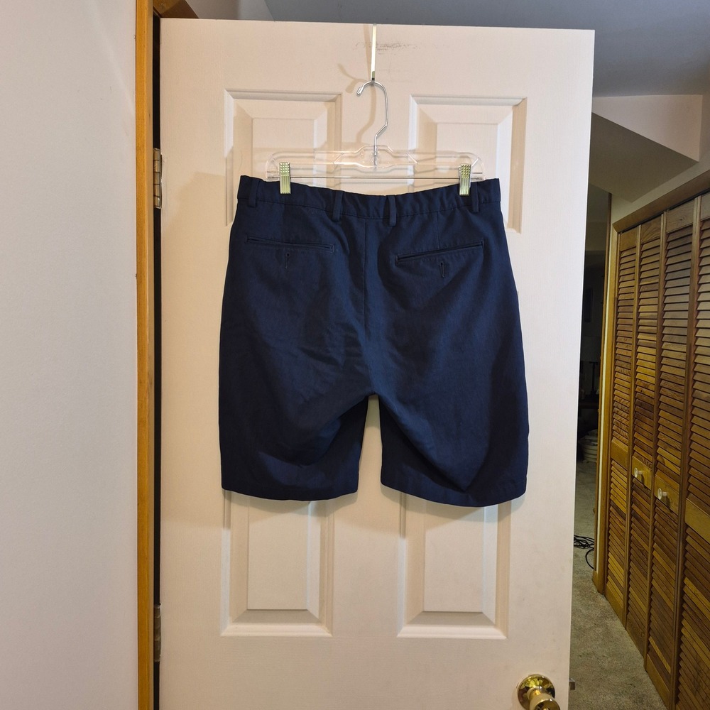 Greg Norman Mens Navy Blue Performance Golf Shorts Size 34 Stretch Activewear - Picture 2 of 3